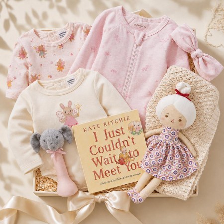 Purebaby Newborn Gift Box